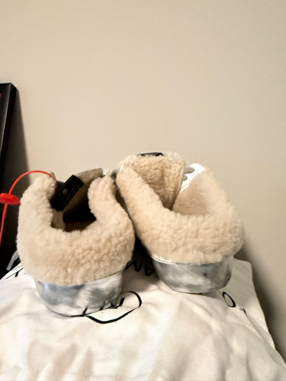 Golden Goose Superstar Sabots Shearling Slip-On Sneakers with Silver accent 37 - Picture 5 of 5